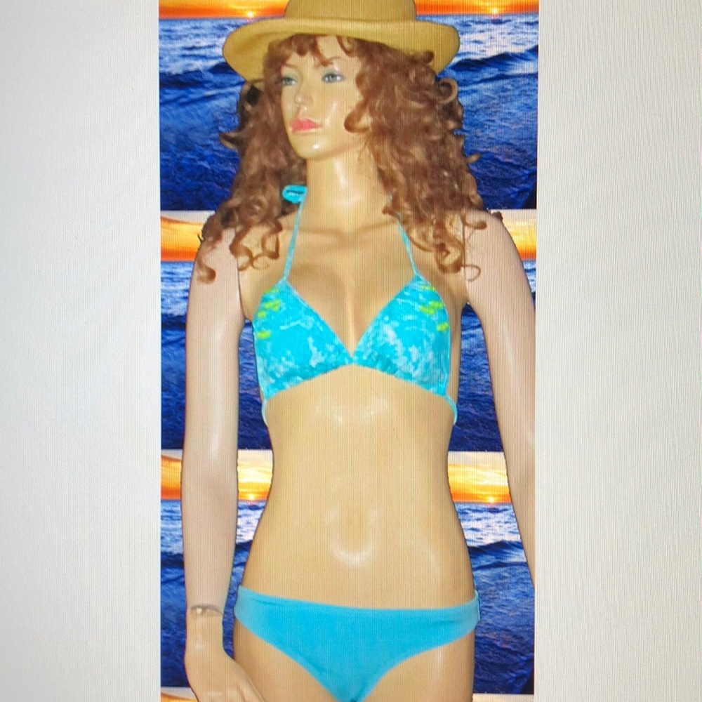 Victoria's Secret Turquoise Aqua Bikini Bottoms Medium